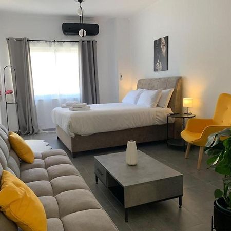 Afrodite Central Apartment By Vpn Athens Exterior photo